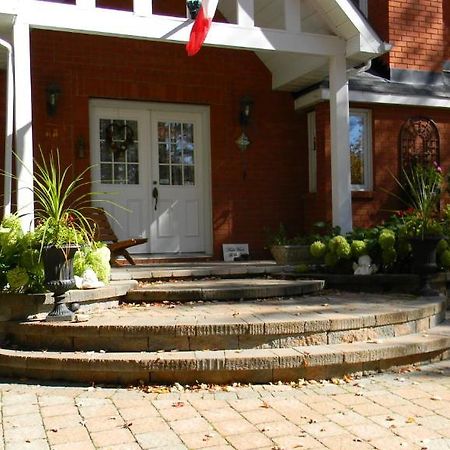 Maple Woods Casselman Exterior foto